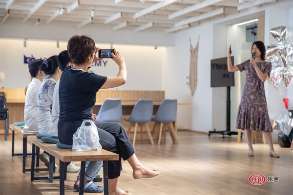 1905设计学院·三雄极光&nbsp;|&nbsp; 灯光的魔力