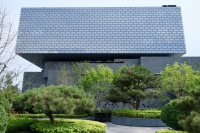 从霞公府街3号到王府井大街1号，聚焦嘉德艺术中心