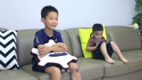 用智慧征服10岁表哥！3岁娃上演“教科书”式操作