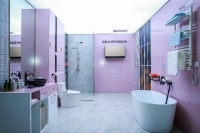 浴室改造麻烦 只能将就?看体验云众播：卡萨帝焕新有办法