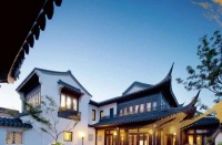 明堂红木：中式美学破浪而来 打造人人都向往的生活