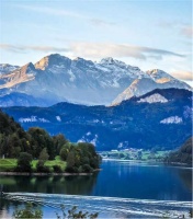 安华卫浴，世界这么大，如此自在舒适的生活谁不向往？