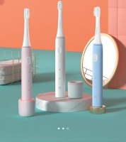 天猫也搞生态链？这款电动牙刷功能强大，还能语音