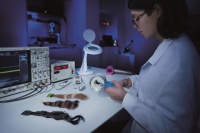 揭秘护发误区,戴森科技从源头保护头发健康