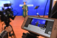 让学习远离手机 熊猫用硬实力打造39寸教育电视新国货