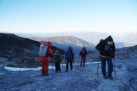 自海拔4500米的心灵洗礼——《向上攀登》新书发售