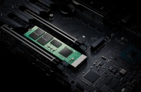 Intel发布消费级SSD-670P银河娱乐性能大突破