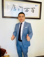 德佑店东扎根社区做服务，花费7万+租来便民终端机