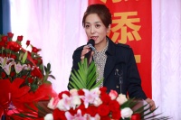 旭智泓添，枫叶暖暖，积极践行企业社会责任，公益路上永不停歇