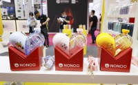 NONOO携创意潮品爱心杯惊艳深圳礼品展，双形态水杯超吸睛