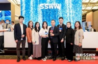 潮这儿看之主编逛展|全国主编团打卡浪鲸展位，感受卫浴新浪潮