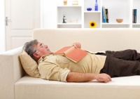 经常睡不着？东宝床垫营造舒适的睡眠环境