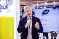 家电新闻 | HCK哈士奇进博会发布冰箱新品，引领健康时代家居生活新潮流