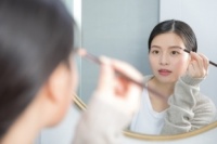 卫生间镜子不可照两物，否则会家庭不和，财运不济吗？