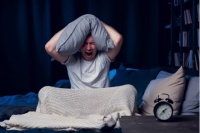 难以入眠的痛苦只有自己知道！