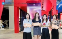 潮这儿看｜新浪主编团走进中国建博会（广州）潮探沃伦门窗