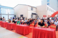 品案装饰盛大开业 商装界的大佬现身天津