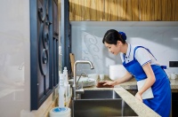 轻喜到家聚焦专业家庭保洁 守护家居健康