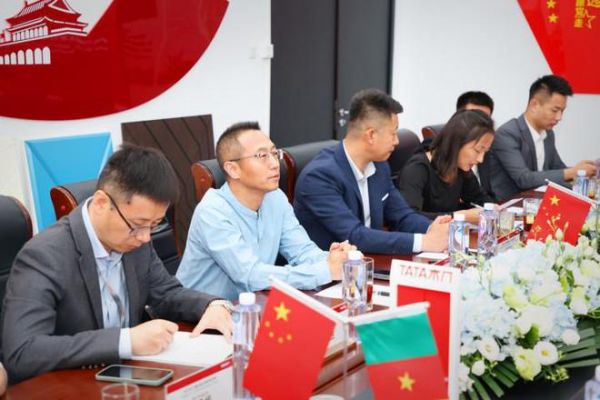 喀麦隆考察团参访TATA木门，产品实力获国际认可！