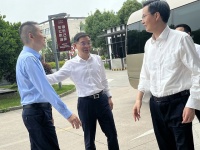 【领绣】重磅 | 市委一行莅临领绣考察指导！