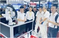 助力自动化焊接，大族机器人亮相第26届埃森焊接展