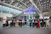 “门窗企业家X新浪家居X央视网”超级看展团走进亿合门窗