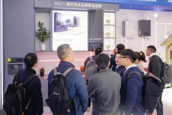 力合微亮相AWE 2024，PLBUS PLC技术引领全屋家电智能化新潮流