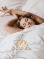 产量有限的贵价枕DOLOMIA，独创睡眠界的伟大创举，名副其实的“枕皇大帝”