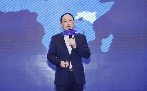 喜德瑞中国区总裁谢新天出席第六届河南舒适家居行业发展论坛