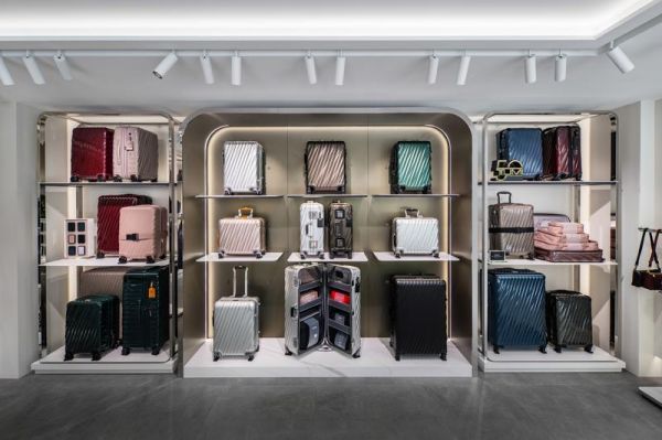 LuggageWall.jpg