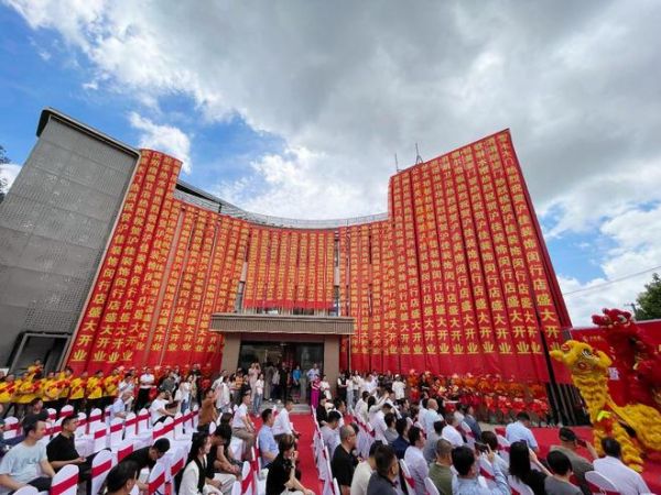 沪佳装饰闵行店盛大开业，“海派精装”新品闪耀登场