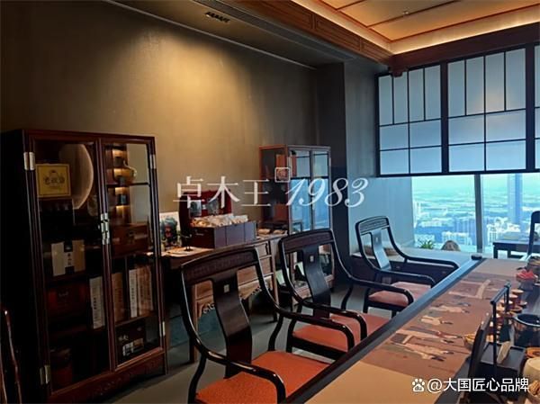  全国红木十大品牌：哪家性价比更高？权威机构最新榜单揭晓！