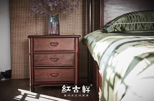 红古轩丨红木大床，献给当代人的深度休憩艺术