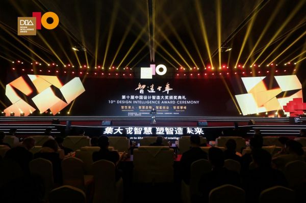 YANG3843-opq4202932851