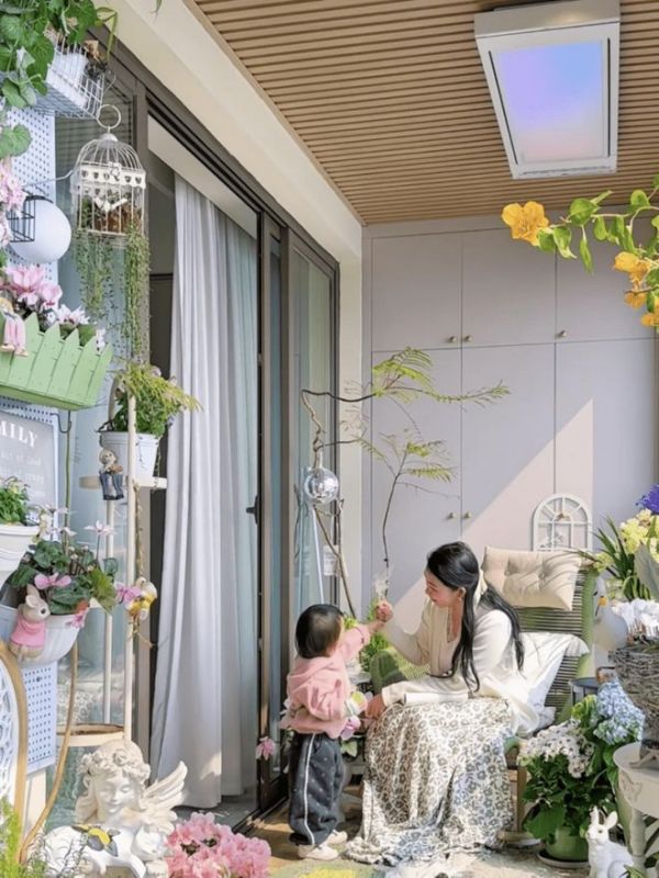 年轻用户疯抢!好太太小天舱光影系列凭“颜值 + 疗愈”成38节家居预售黑马