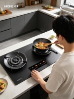 控火大比拼：传统旋钮灶vs火王智能灶，谁更省心？