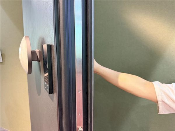 。