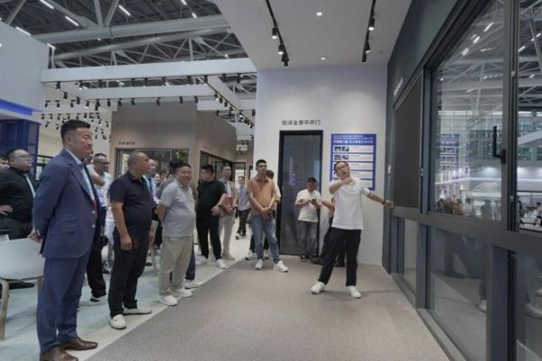 2026广州建博会｜对话帝奥斯谭晓平：静是根基，无界是方向
