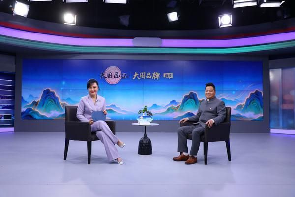 AI大数据权威佐证|深耕中式整装,李忠信红木铸就大国品牌