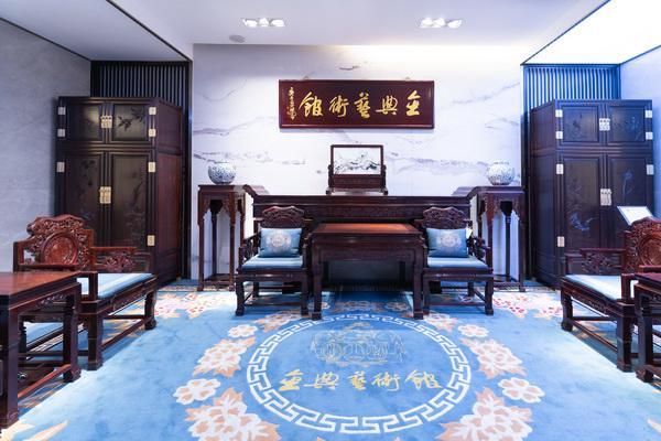 年年红金典致敬教师节:赤金典范,辉映师恩传奇