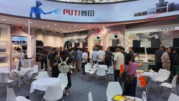 网易家居厨卫探展｜专访普田厨电邓剑林：34年匠心深耕，差异化产品+全维渠道赋能突围市场 